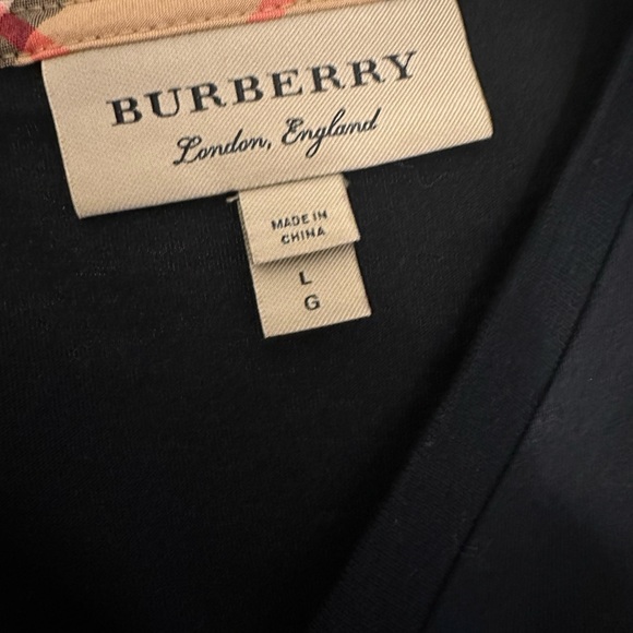 Burberry black V neck shirt - Picture 3 of 4